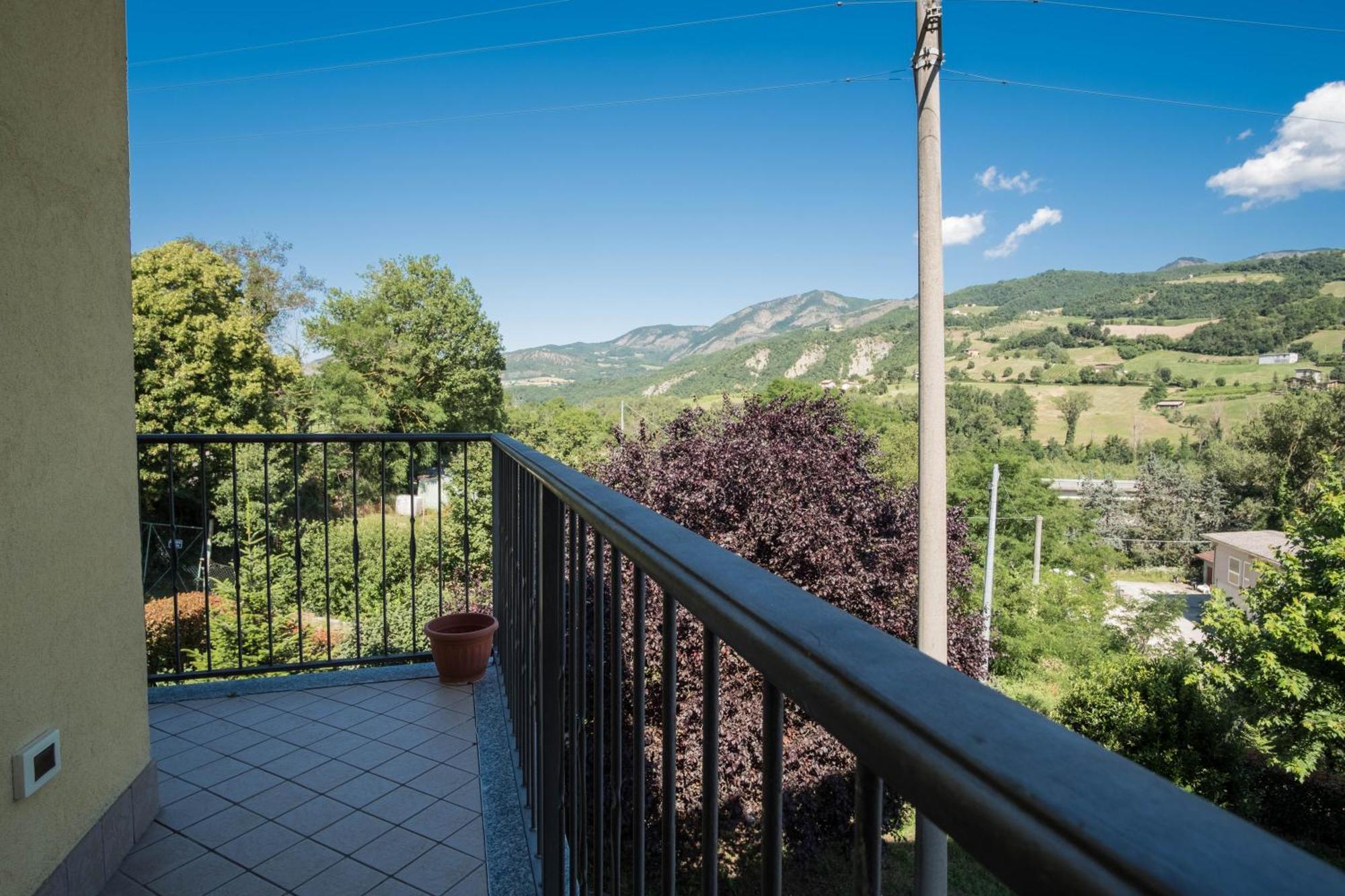 Soggiorno In Valle Боббио Экстерьер фото